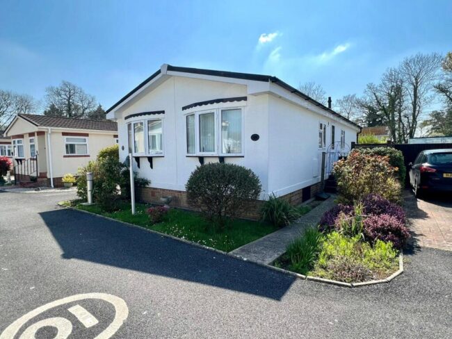 32 Knightcrest